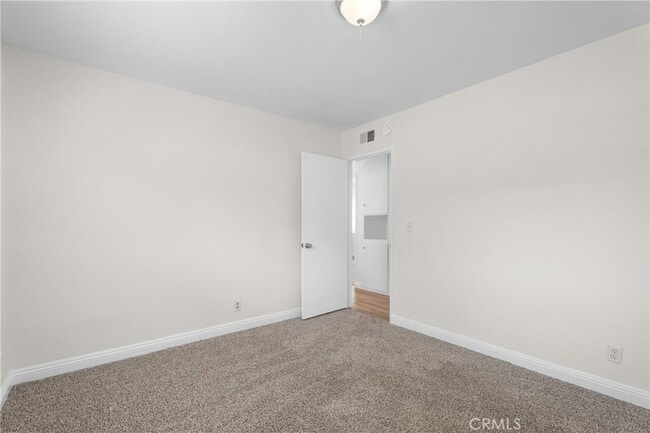 Building Photo - 17551 Misty Ln