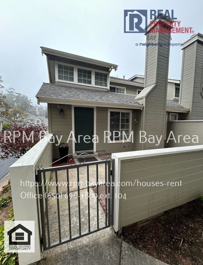 Building Photo - Bright and Airy 2BD 2.5 BTH Townhouse in Daly City