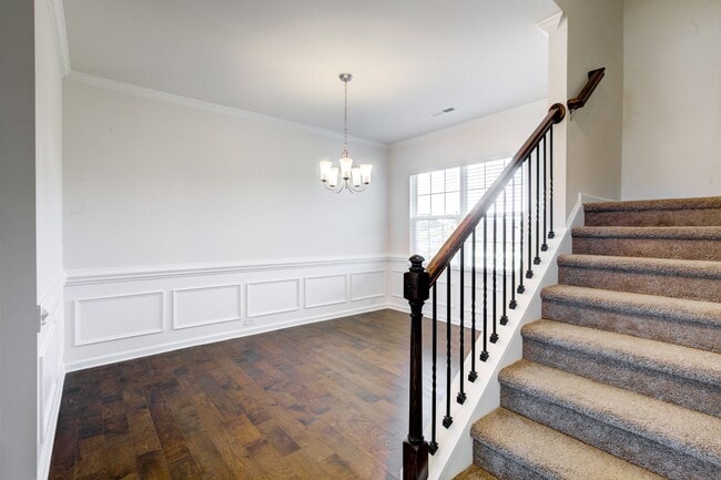 Building Photo - 4 Bedroom Rental in Mackintosh On The Lake Neighborhood!