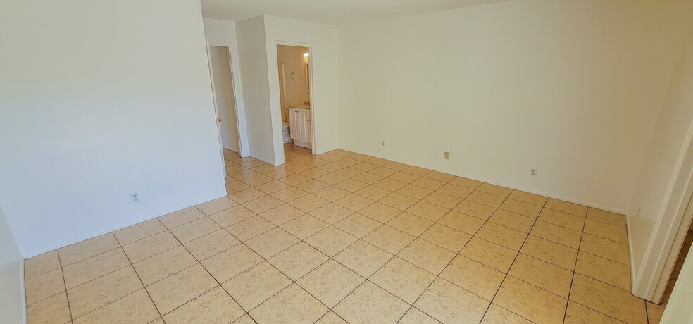 Master Bedroom 4th view - 33425 Wishing Well Trl