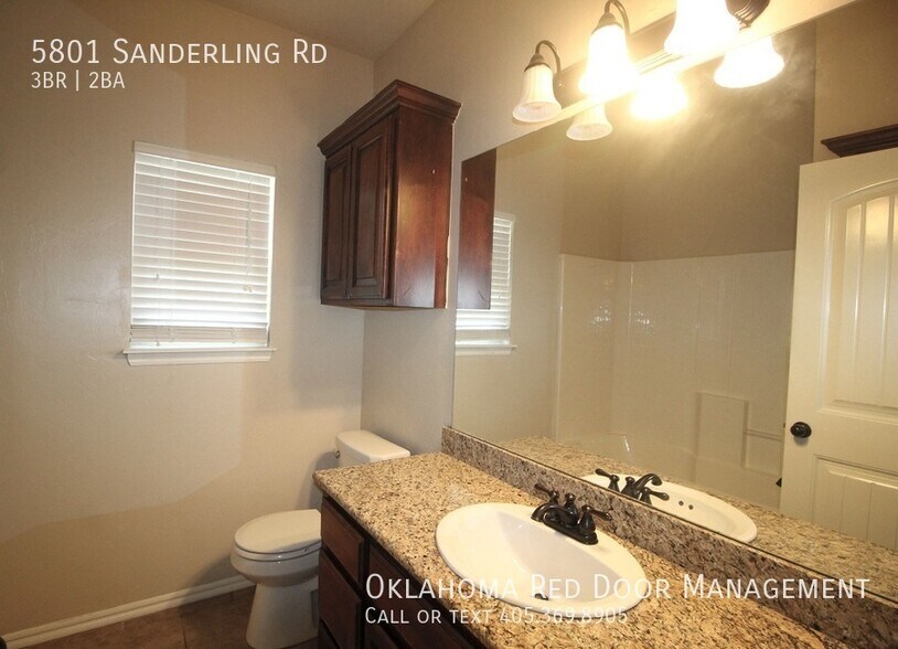 Building Photo - 5801 Sanderling Rd