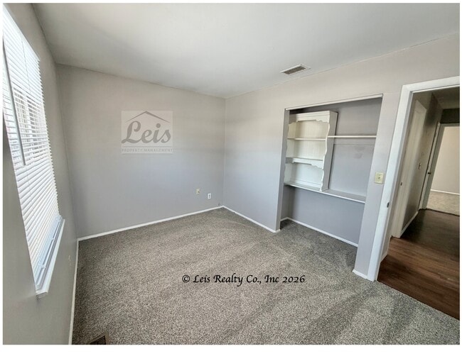 Building Photo - 1112 Skylark Dr