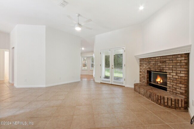 Building Photo - 1181 Westwood Dr