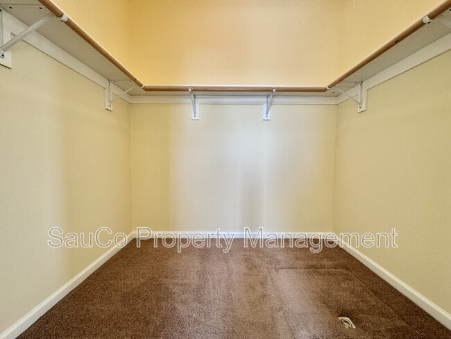 Building Photo - 2485 Meridian Dr