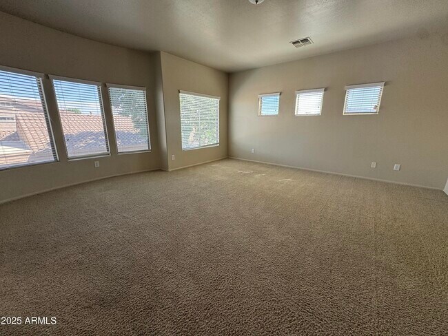 Building Photo - 6285 S Fawn Ct