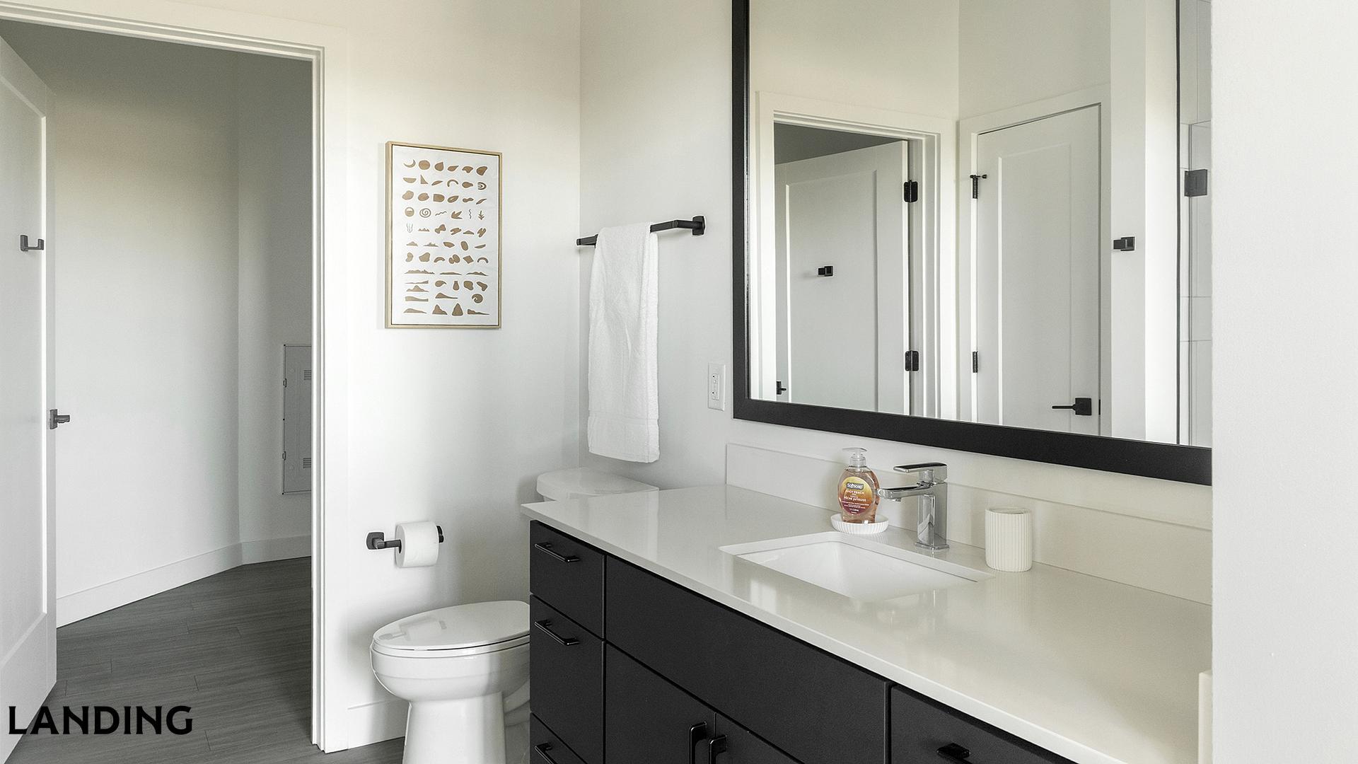 Building Photo - 1007 S Mint St