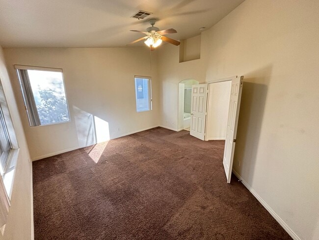 Building Photo - Gorgeous 3BED / 2.5 BATH home located in the gated community of Peccole Ranch!