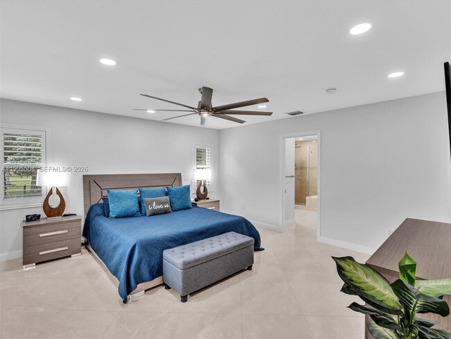 Building Photo - 6920 SW 182nd Way