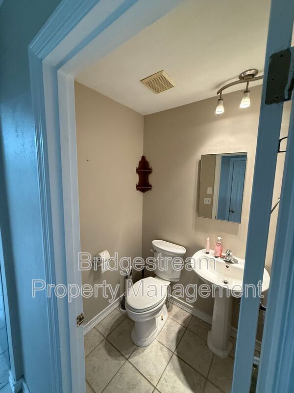 Building Photo - 3579 Timbrook Ct