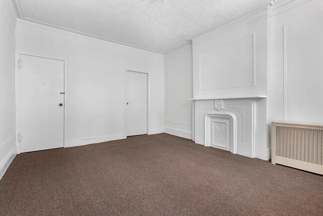 Building Photo - 436 E 66th St