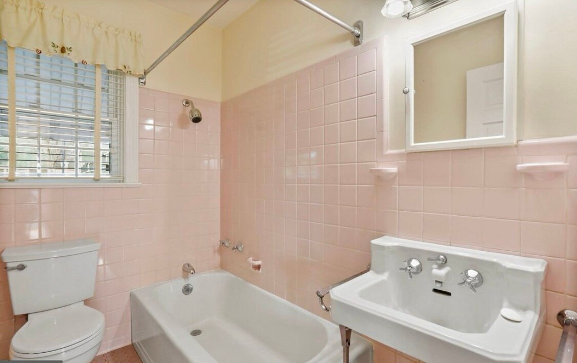 Building Photo - 130 Montague Ave