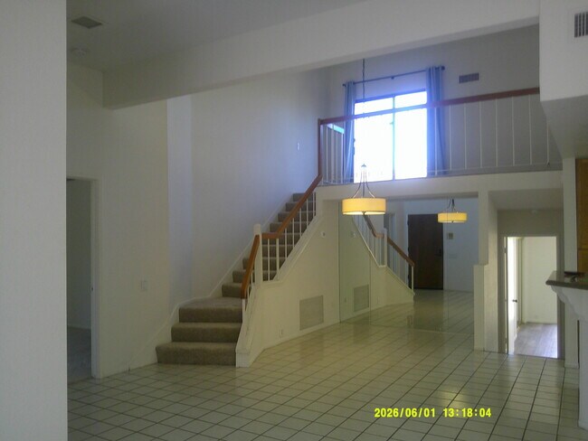 Building Photo - 73407 Foxtail Ln