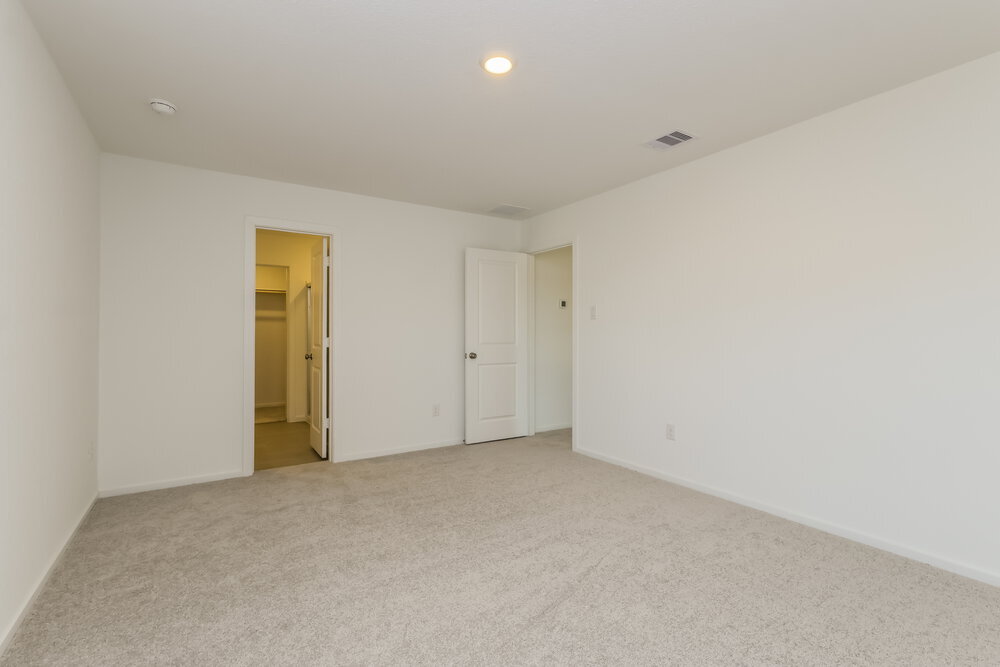 Building Photo - 15298 Abella Dr