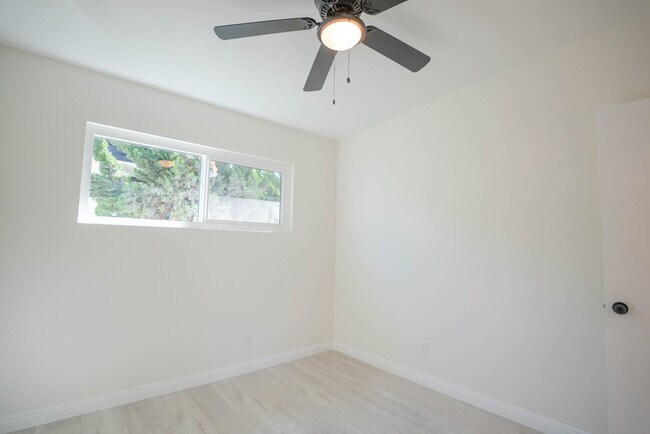 Building Photo - 825 W 167th St