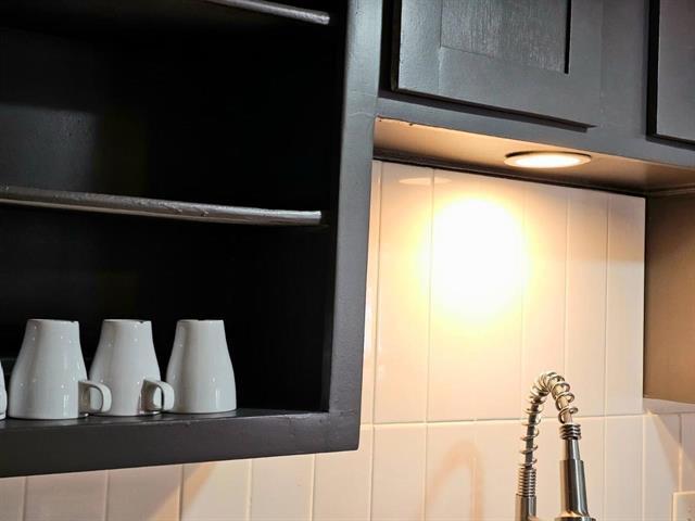 Building Photo - 7152 Fair Oaks Ave