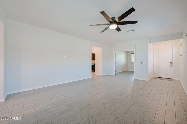Building Photo - 17435 W Laurie Ln