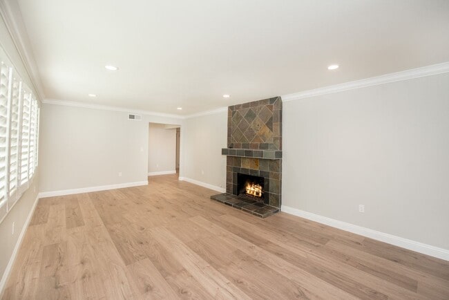 Building Photo - Mesa Verde