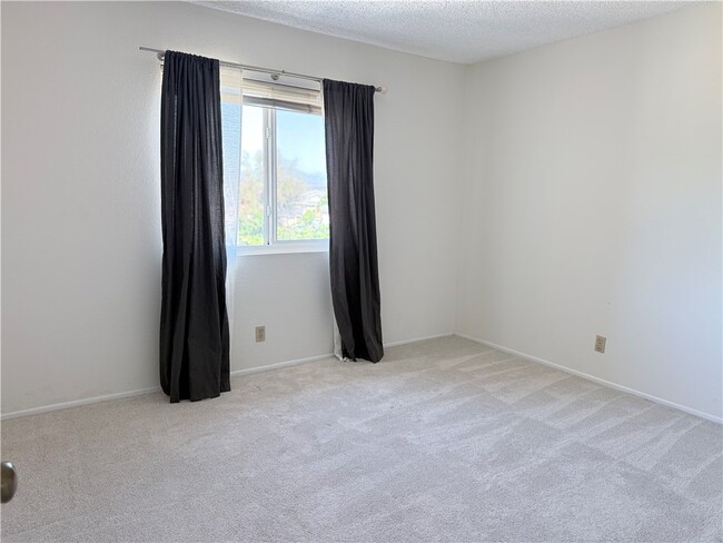 Building Photo - 1714 Del Mar Ave