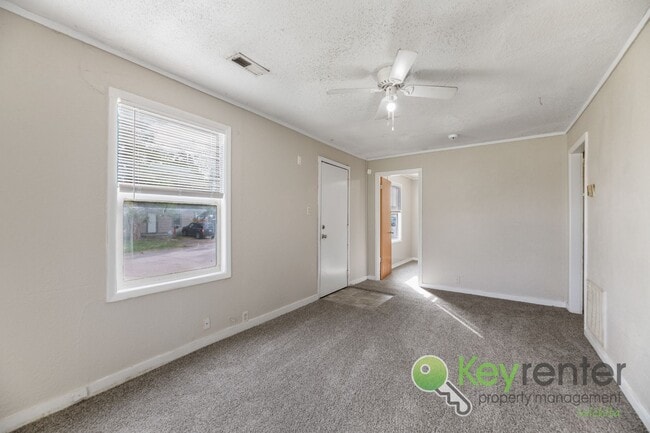 Building Photo - 4301 E Whitney Ln