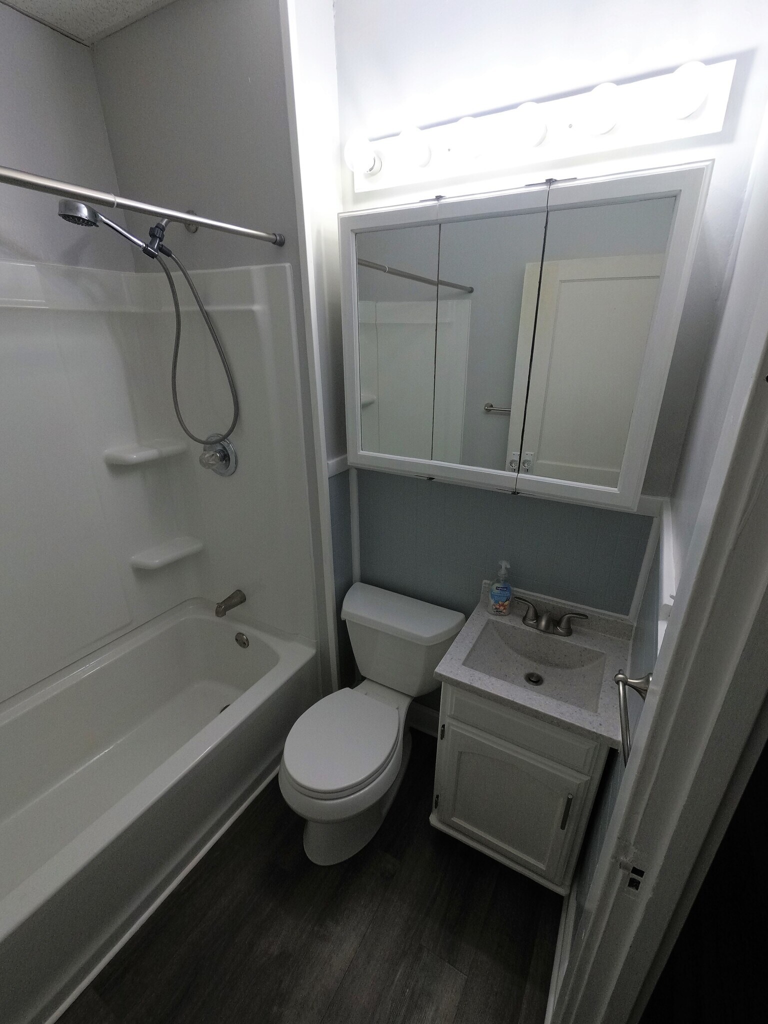 Bathroom - 1032 W 30th St