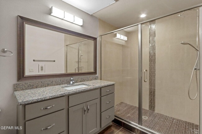 Building Photo - 6350 Escondido Dr