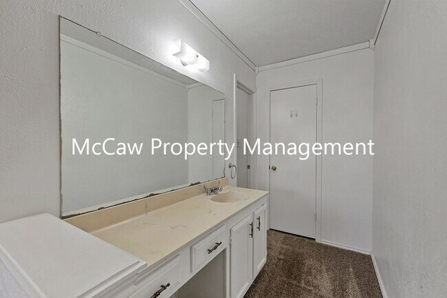 Building Photo - 7933 Bermejo Rd