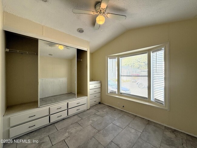 Building Photo - 4825-4A1A A1A S