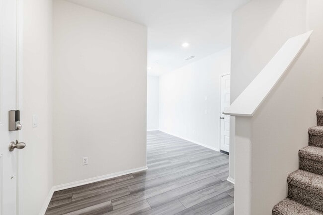 Building Photo - Brand-new must-see 3-bedroom townhome near...