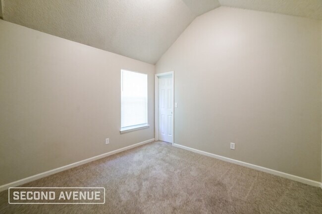 Building Photo - 5012 Serenity Point Ln