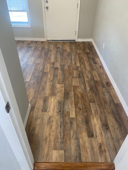 Building Photo - 6606 NW 33rd St