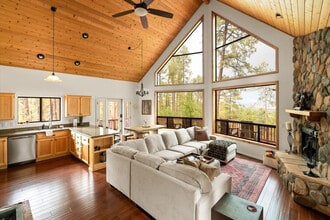 Building Photo - 2373 W Mountain Laurel Rd