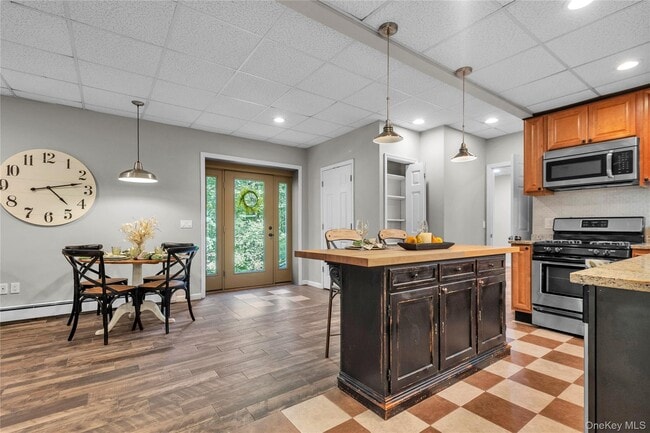 Building Photo - 22 Lauro Ridge Ct