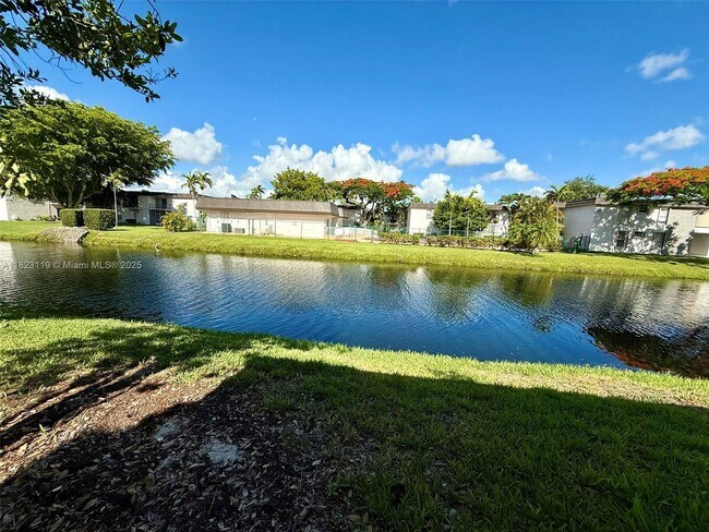Building Photo - 8522 SW 103rd Ave