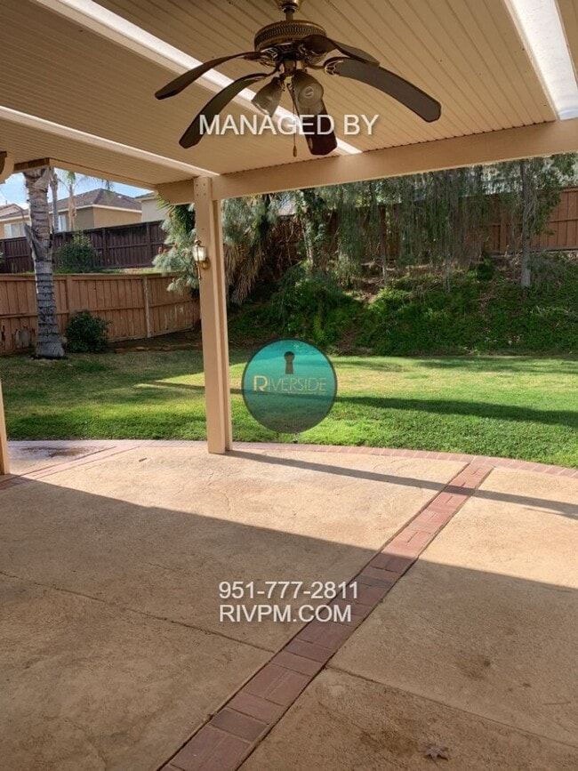 Building Photo - Highly Desirable Orangecrest Location!!!