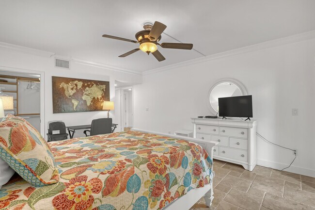 Building Photo - 11863 Wimbledon Cir