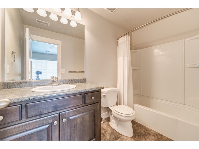 Building Photo - 1155 Independence Ave