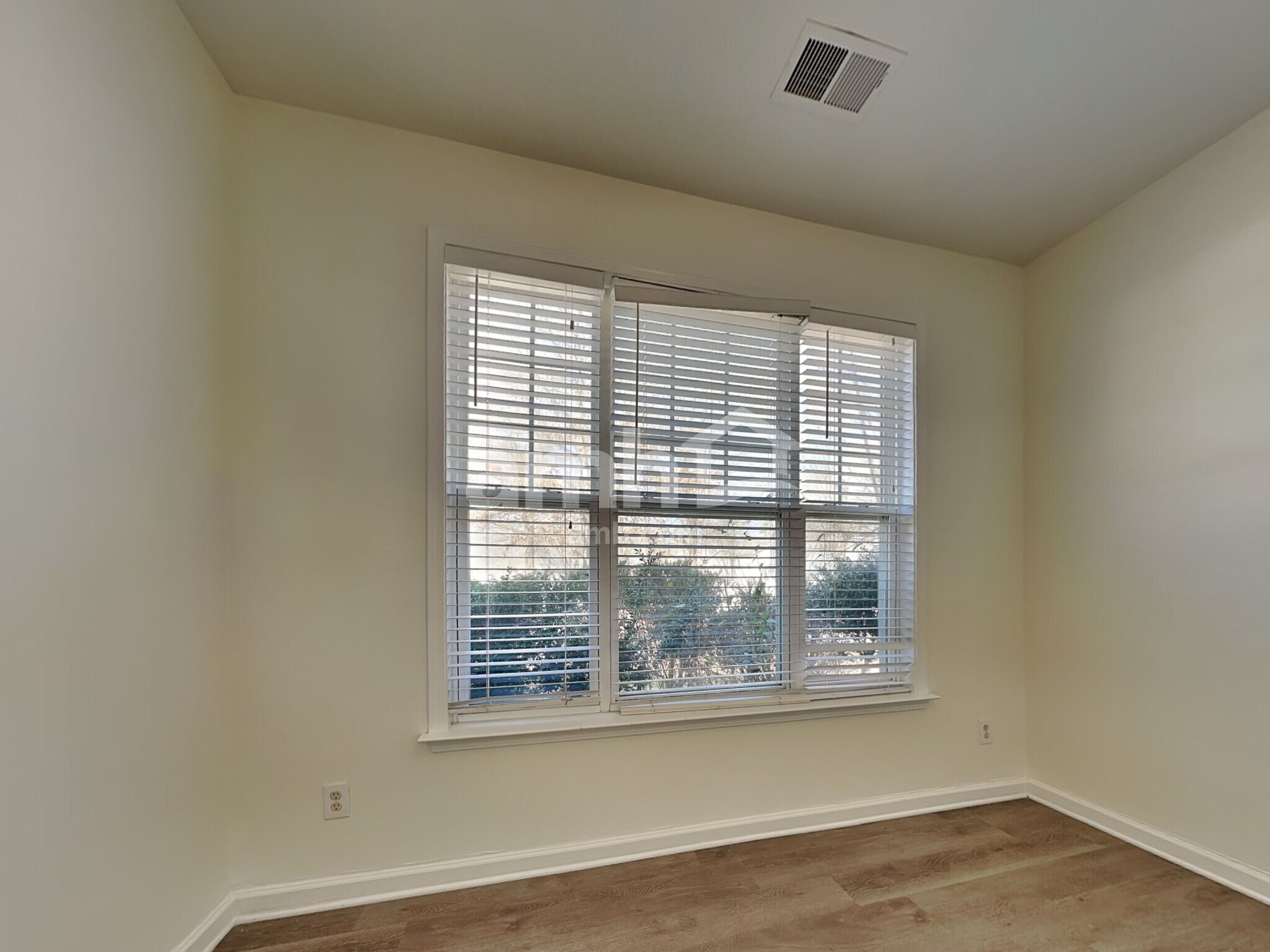 Building Photo - 8919 Cinder Ln