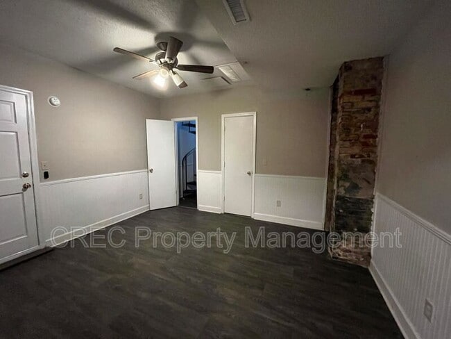 Building Photo - 3 Franklin St