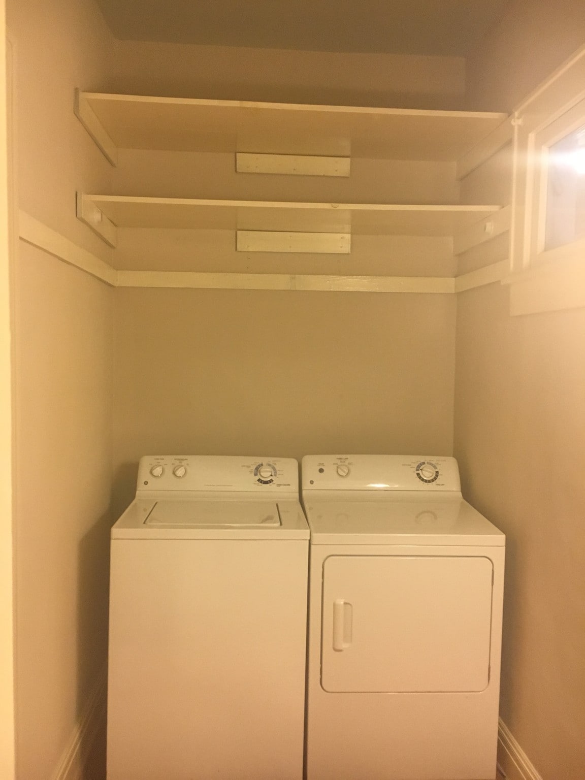 Building Photo - 916 Bromley Rd