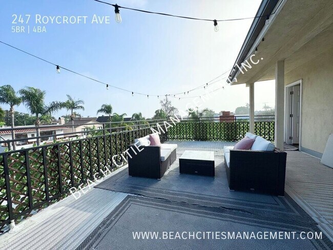 Building Photo - 247 Roycroft Ave