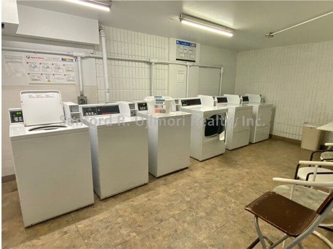 Building Photo - prsq1202