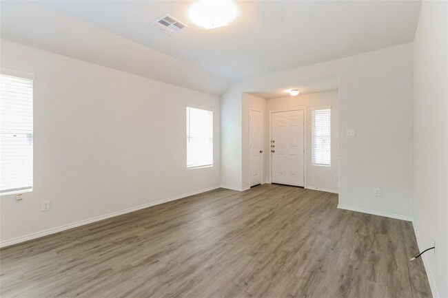 Building Photo - 25242 Sanitas Valley Dr