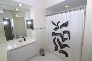 Building Photo - Northeast 184th Street, Aventura, FL 33160...