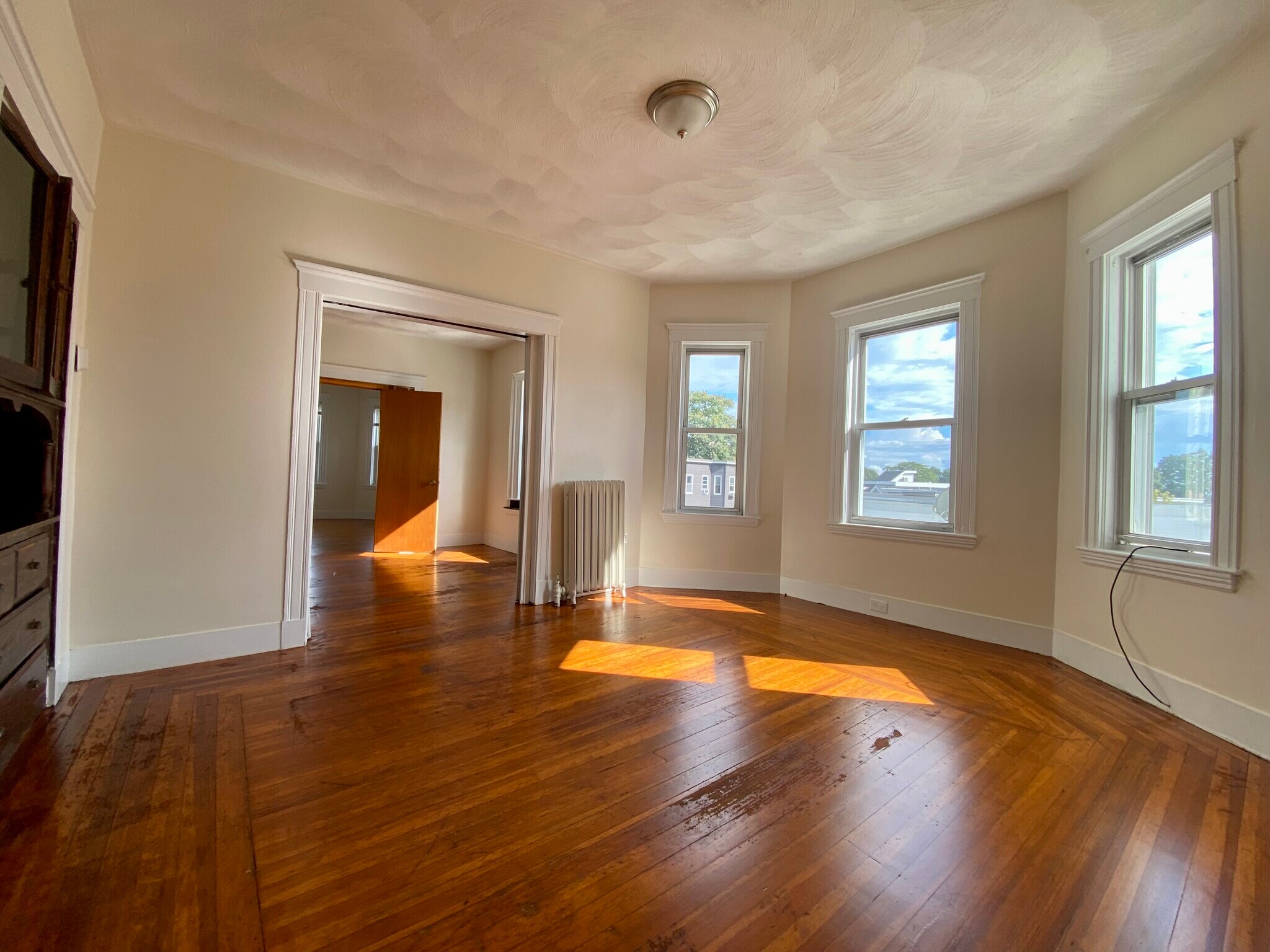 Building Photo - 14 Belknap St