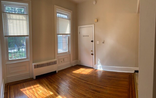 Building Photo - 4328 Osage Ave