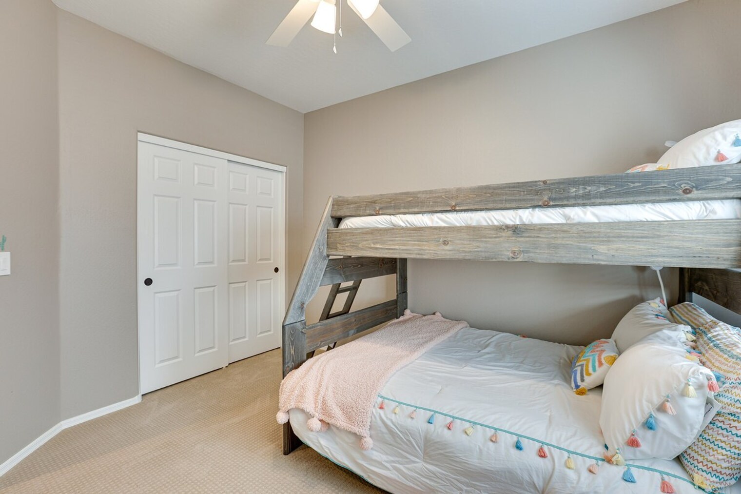 Building Photo - 14973 N 135th Dr