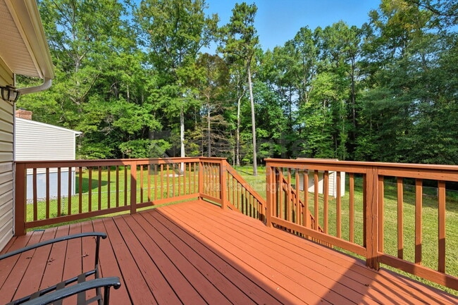 Building Photo - 15709 Gary Ave