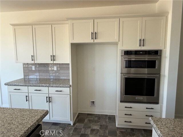 Building Photo - 4470 Hickory Ct