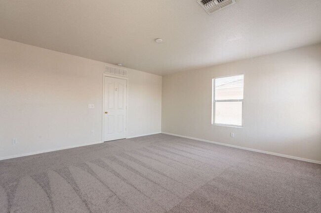Building Photo - Great Location, 4 Bedrooms in Peoria!