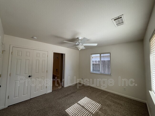 Building Photo - 3745 Silvario Ct